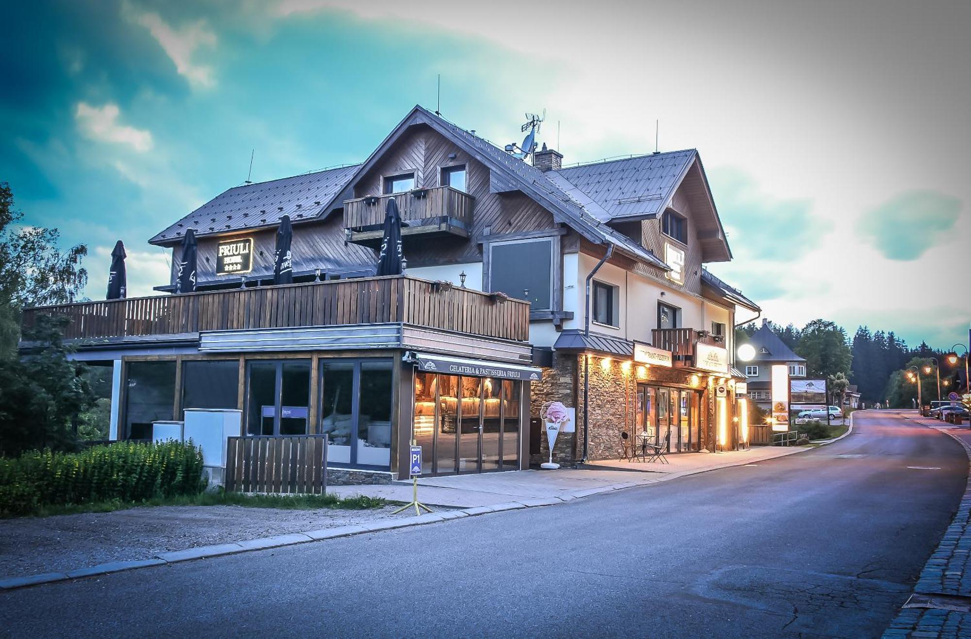 Hotel Friuli Harrachov Exterior photo